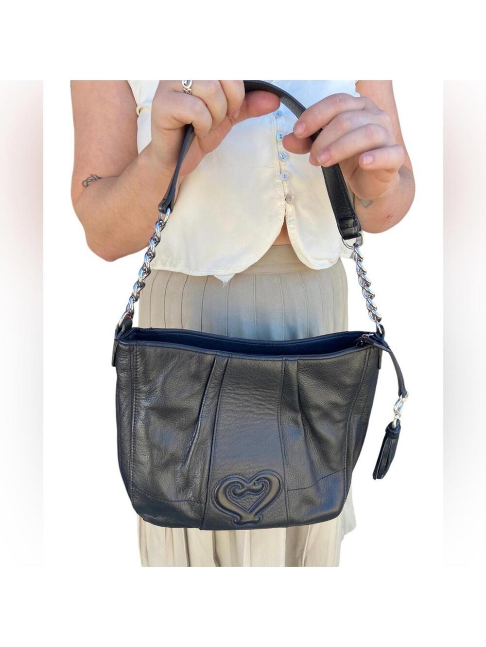 Y2K Brighton Black Pebbled Leather Shoulder Bag | Quiet Luxury Chain Purse
